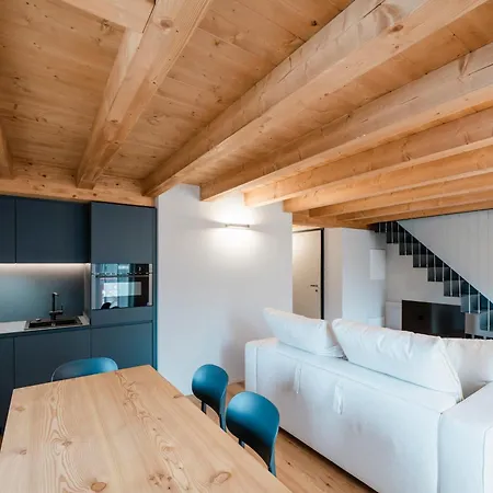 Dalania Mountain Apartment